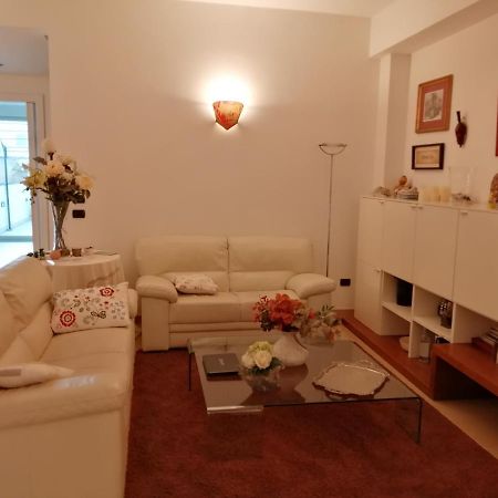 莱切Casa Lauretta - Terrazza - Garage Wifi E Bici Gratuite别墅 外观 照片