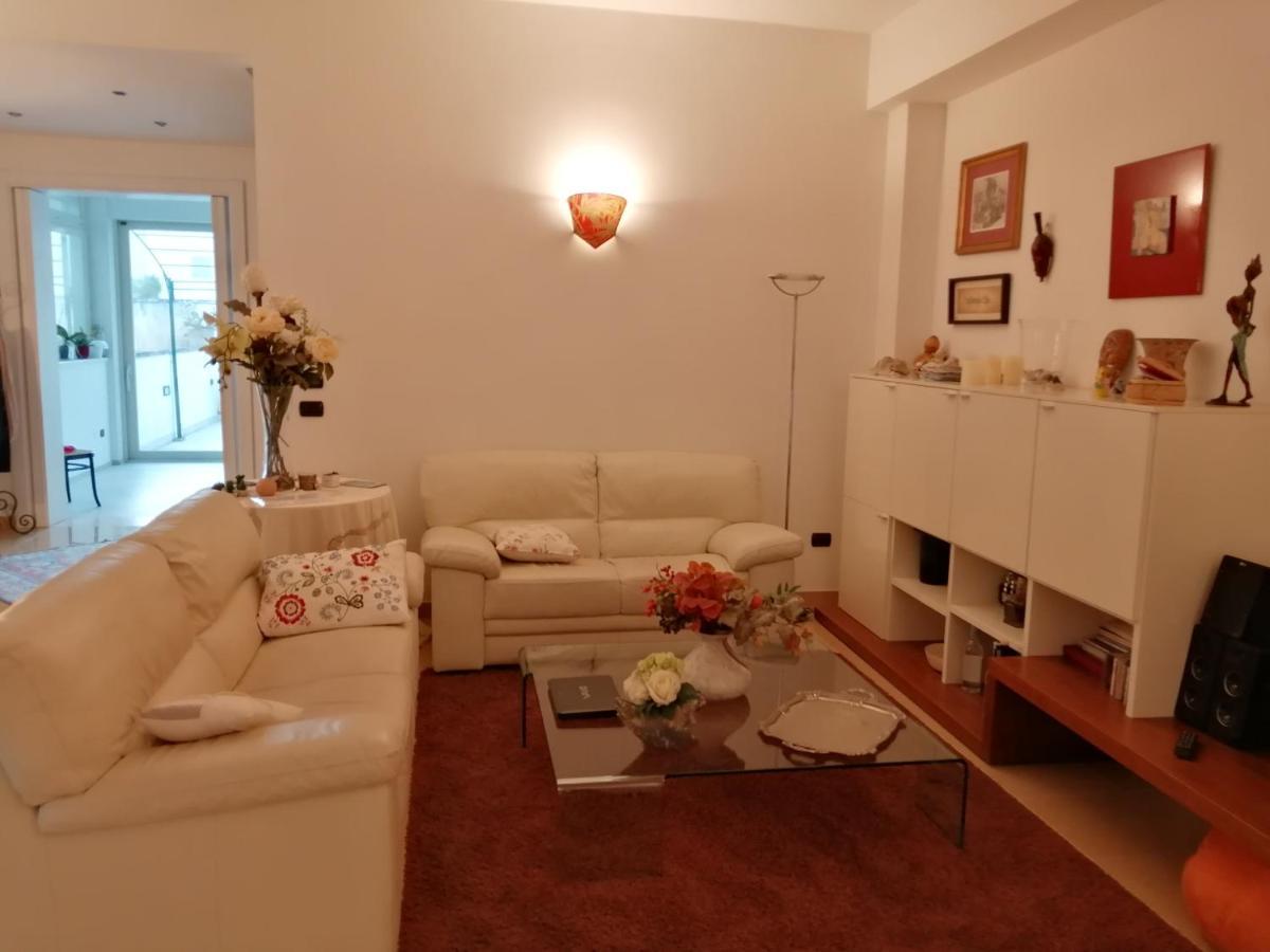 莱切Casa Lauretta - Terrazza - Garage Wifi E Bici Gratuite别墅 外观 照片